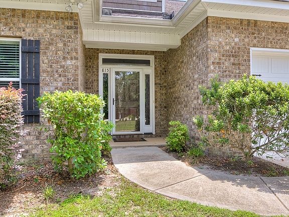 5th image of 815 Lake Lanier Ct