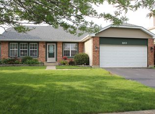 1013 Pheasant Trl, Carol Stream, IL 60188