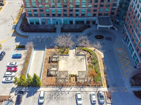3rd image of 2020 McNicoll Ave #719
