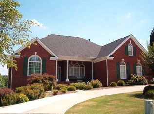 1180 Lewis Ridge Cir, Lawrenceville, GA 30045