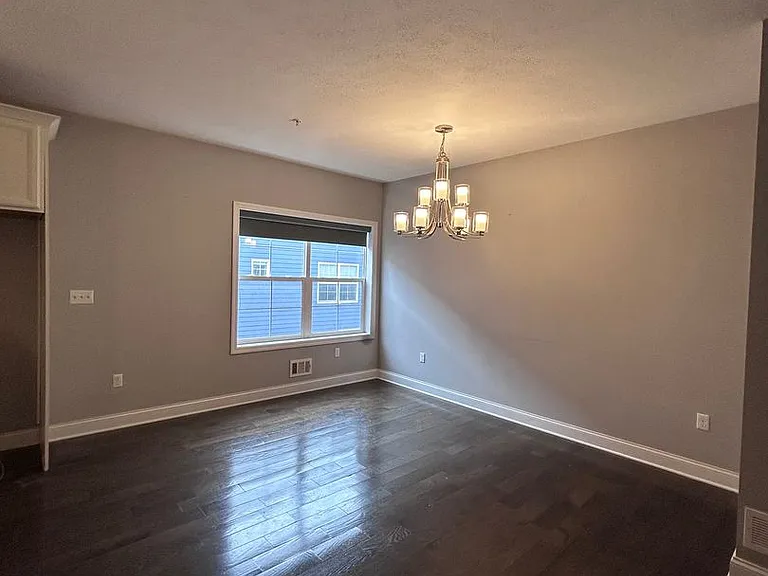 826 Spring Garden Ave — Photo 13