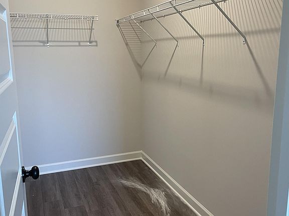 5th image of 8647 Hayes Dr