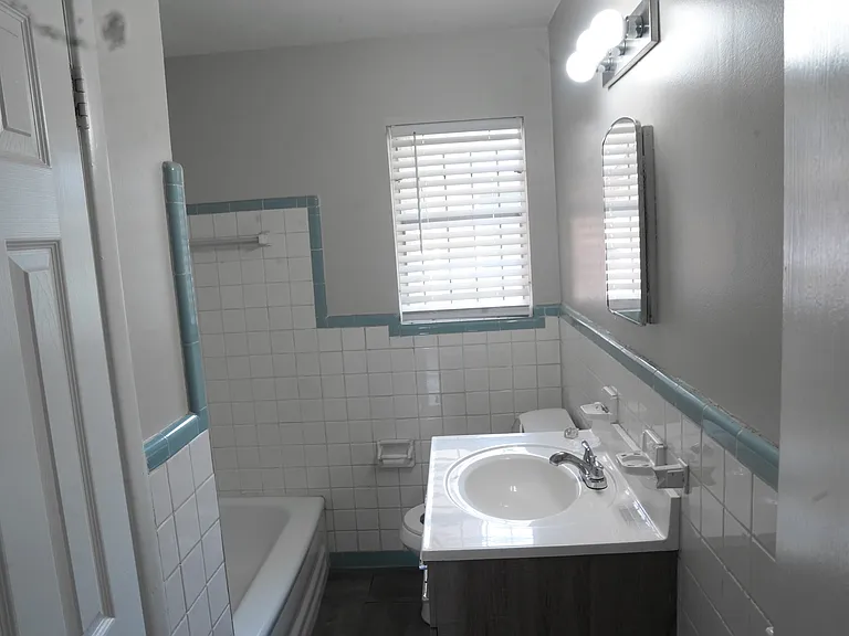 540 43rd St N — Photo 31