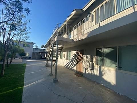 3rd image of 510 E Pleasant St APT 4