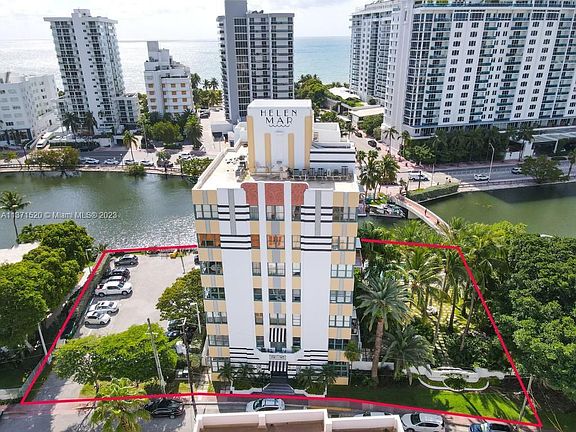 2nd image of 2421 Lake Pancoast Dr APT 1D