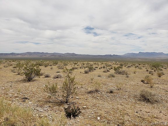 3rd image of 000 W 8TH Street