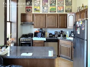 959 W Armitage Ave APT 3A, Chicago, IL 60614