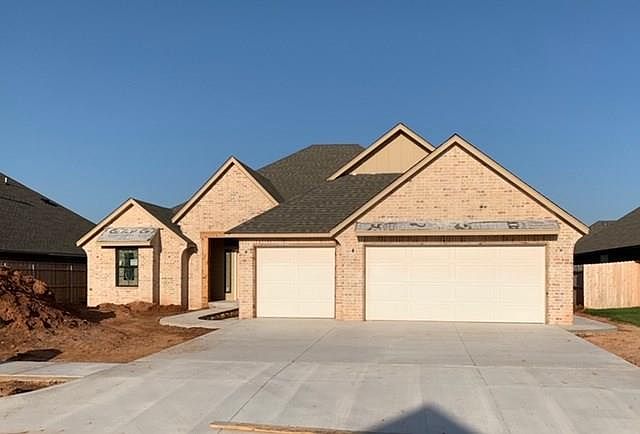 2nd image of 4812 Hambletonian Ln