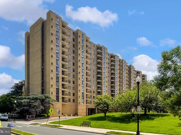4500 S Four Mile Run Dr APT 623, Arlington, VA 22204