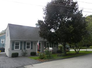 3 Nichol Ln, Nashua, NH 03062