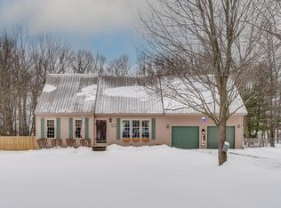 126 Hummingbird Dr, Colchester, VT 05446