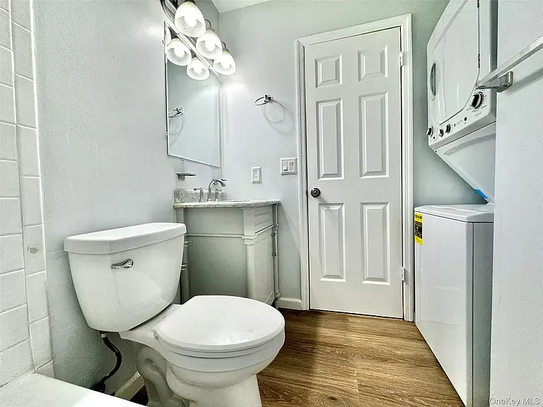 5 Lexington Hl #7 — Photo 12