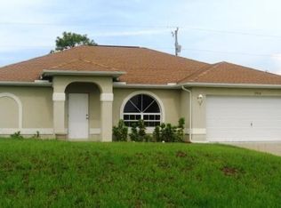 2916 NE 5th Place Cpe, Coral, FL 33909
