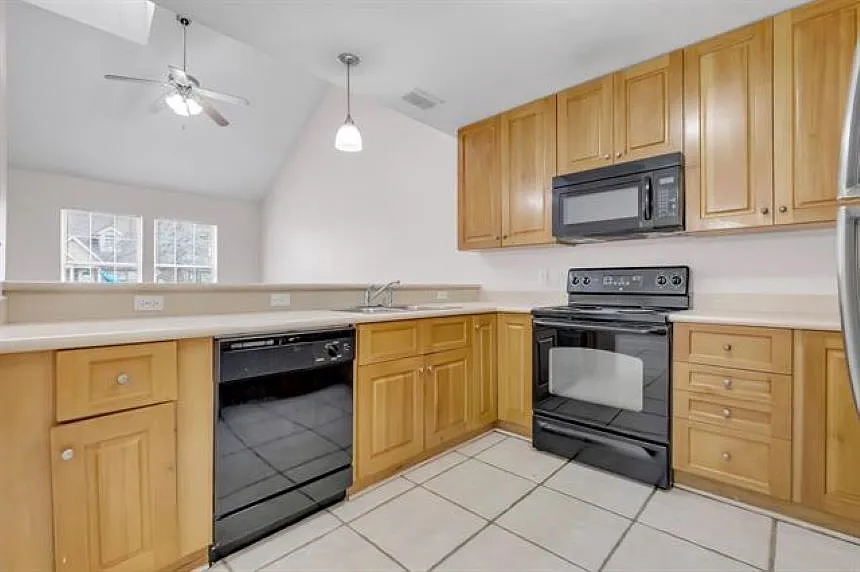 3388 Sawtooth Drive - 1 — Photo 3