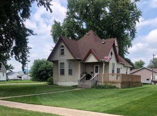 208 W 2nd St, Laurel, NE 68745