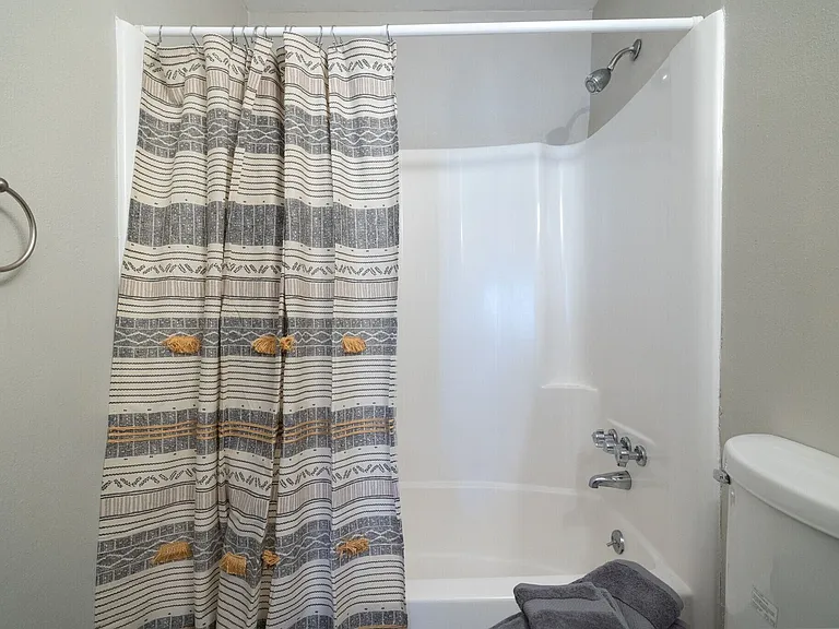 Ridge View Apartments — Photo 12
