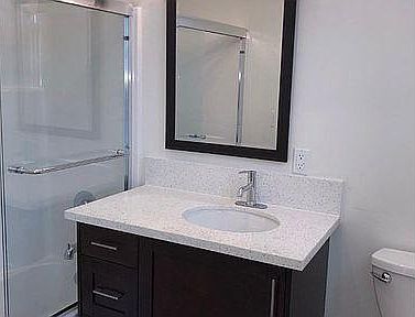3rd image of 14611 Delano St #105