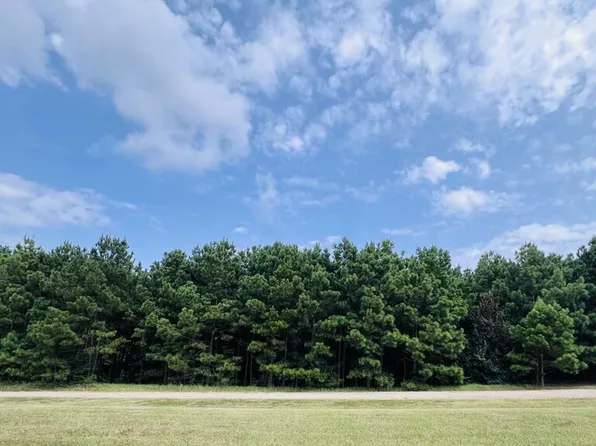 284 Leeward Ln, Hemphill, TX 75948