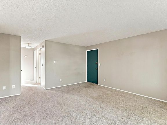 3rd image of 212 N J St APT 7