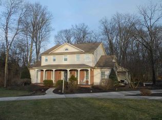 39 Round Top Ln, Gettysburg, PA 17325