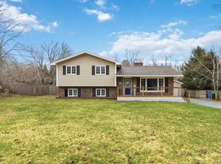 29 Lively Rd, Middle Sackville, NS B4E 3A9