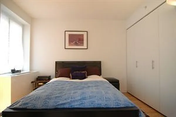 Rented by Douglas Elliman | media 35