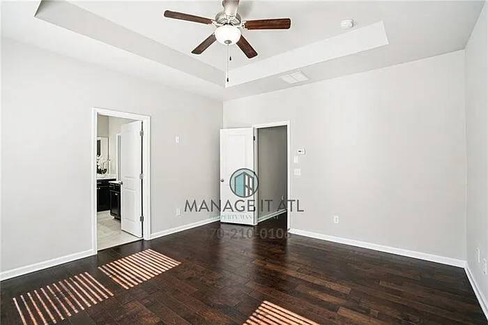 2558 Village Park Bnd — Photo 16