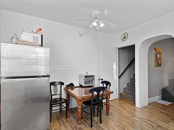 4th image of 5406 Magnolia Ave