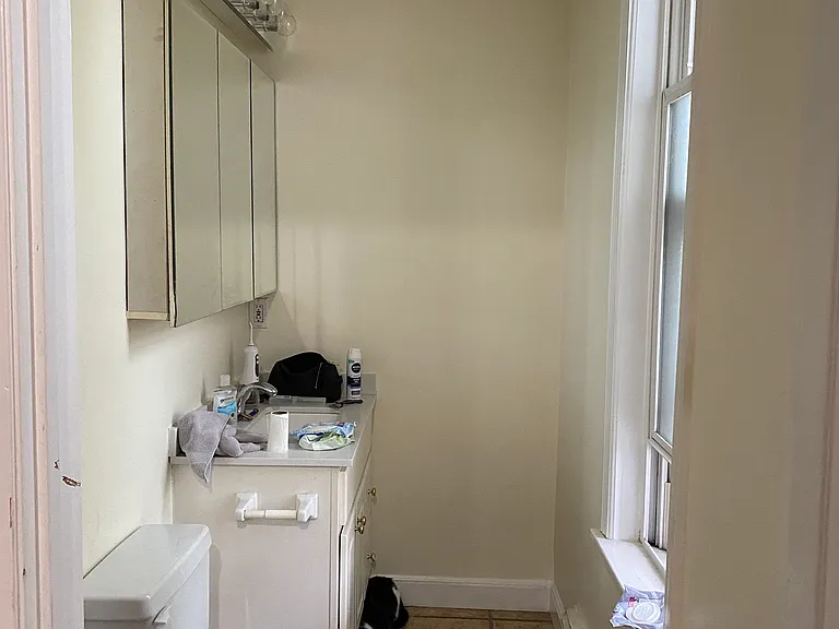 119 Hampshire St #3 — Photo 5