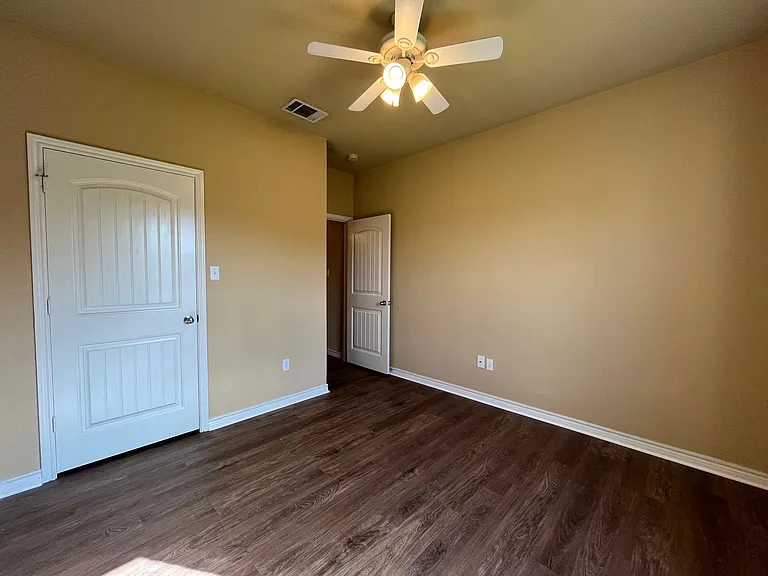 3040 Beauford St — Photo 17