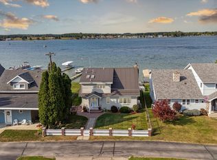 2235 Cove Trl, Crystal, MI 48818