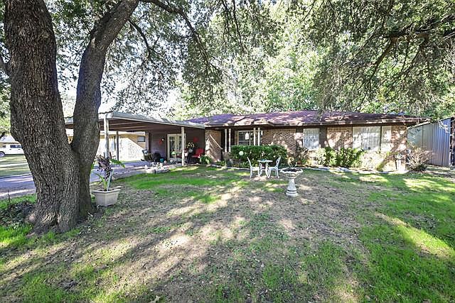 1st image of 324 Enfield Cir