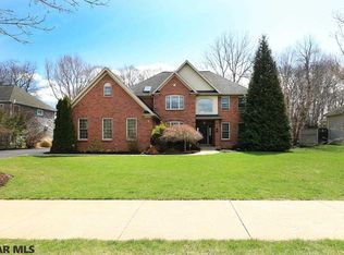 900 Walnut Spring Ln, State College, PA 16801