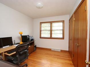 10617 W River Rd, Brooklyn Park, MN 55443