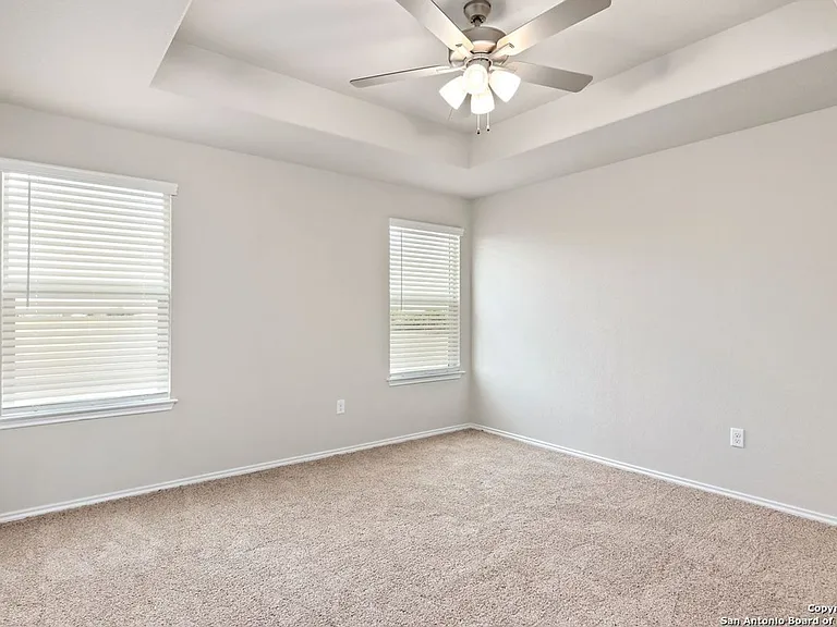 3433 Haylee Grace Pl — Photo 23
