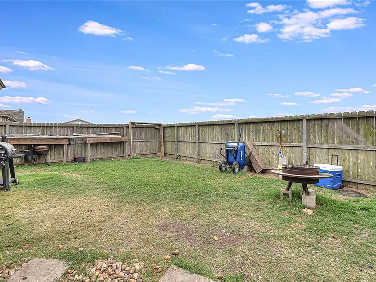 7809 Pavo Real St — Photo 35