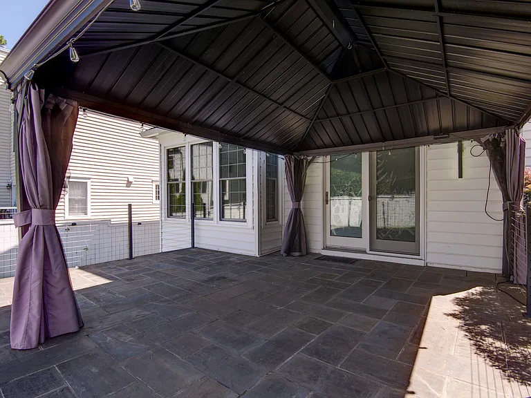 1628 Great Falls St — Photo 60