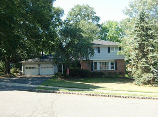 49 Rutherford Rd, Berkeley Heights, NJ 07922