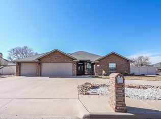3812 Woodlark Rd, Clovis, NM 88101