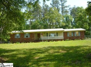 109 Dacus St, Pickens, SC 29671