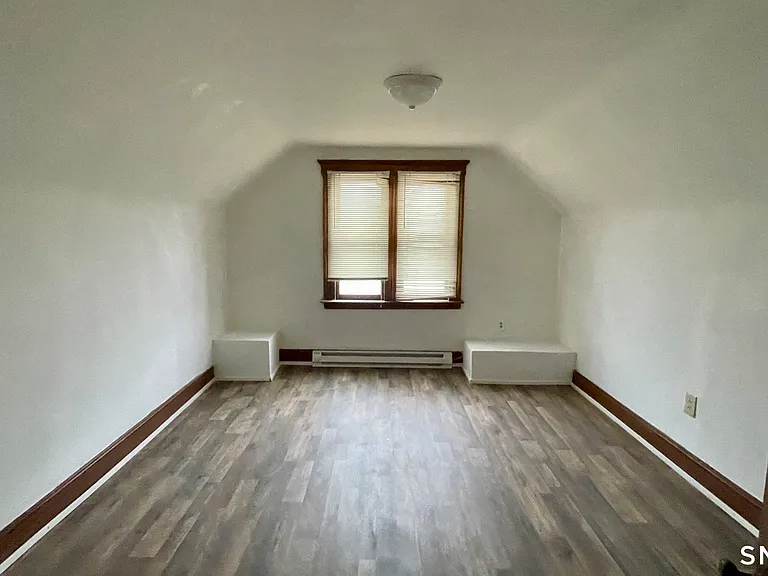 58 E Pearl St — Photo 17