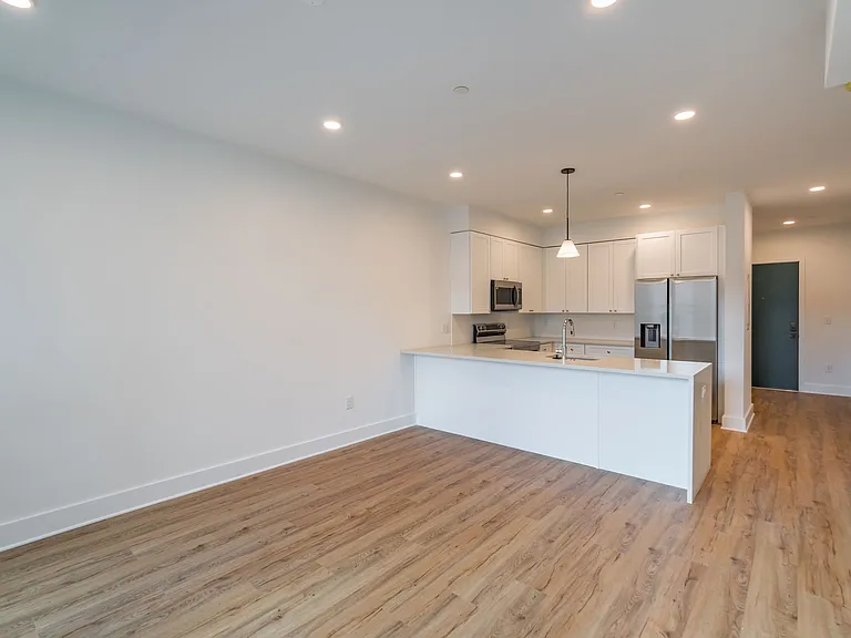 The Howell - 2101 Washington Ave — Photo 97
