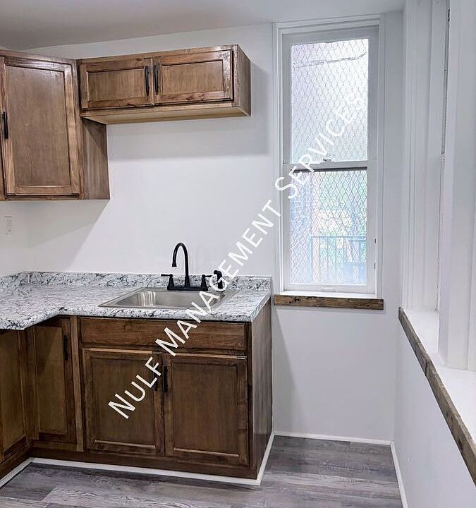 1st image of 3 Boggs Ave Floor 1