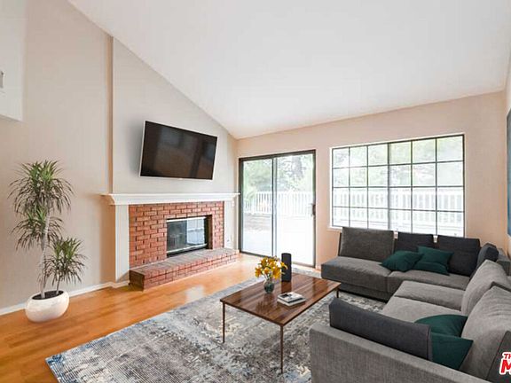 2nd image of 22966 Estoril Dr Unit 3