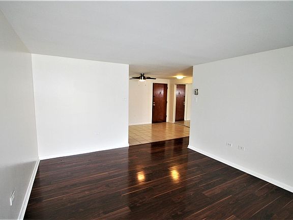 4th image of 909 N Pearl St APT 109