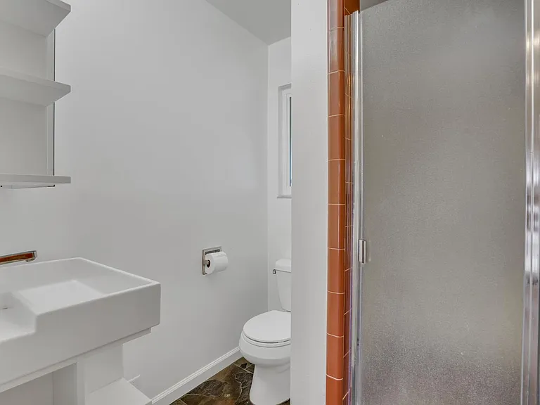1406 Baywood Dr — Photo 10