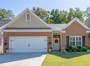 5630 Ashmoore Ct, Flowery Branch, GA 30542