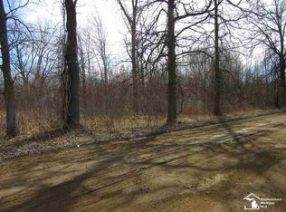 26301 Karr Rd, Belleville, MI 48111