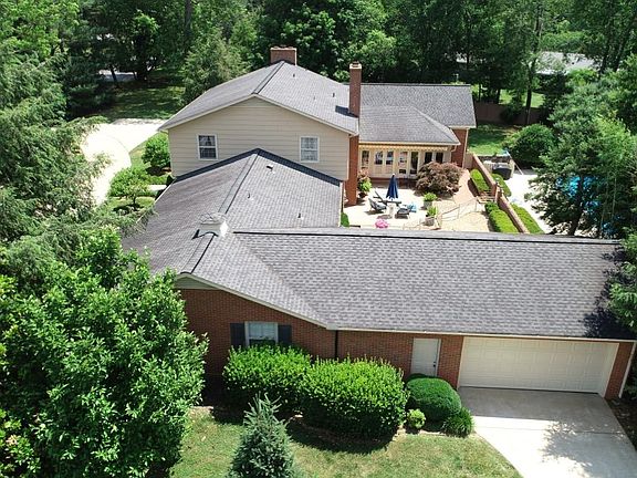 5th image of 2102 Greenland Dr