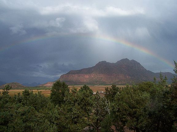 Smithsonian Butte